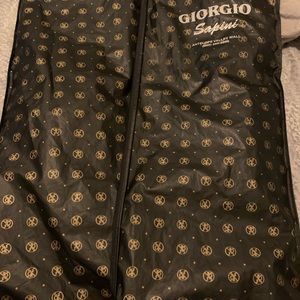 Kid skin Italian sweater like new